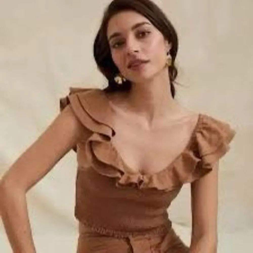 Anthropologie Maeve Smocked Neck Brown Ruffle Crop Top Sz 4